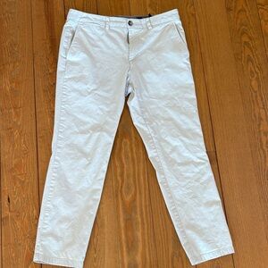 Vineyard Vines Men's stone Chinos